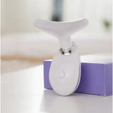 MASAJEADOR FACIAL CON LUZ PULSADA